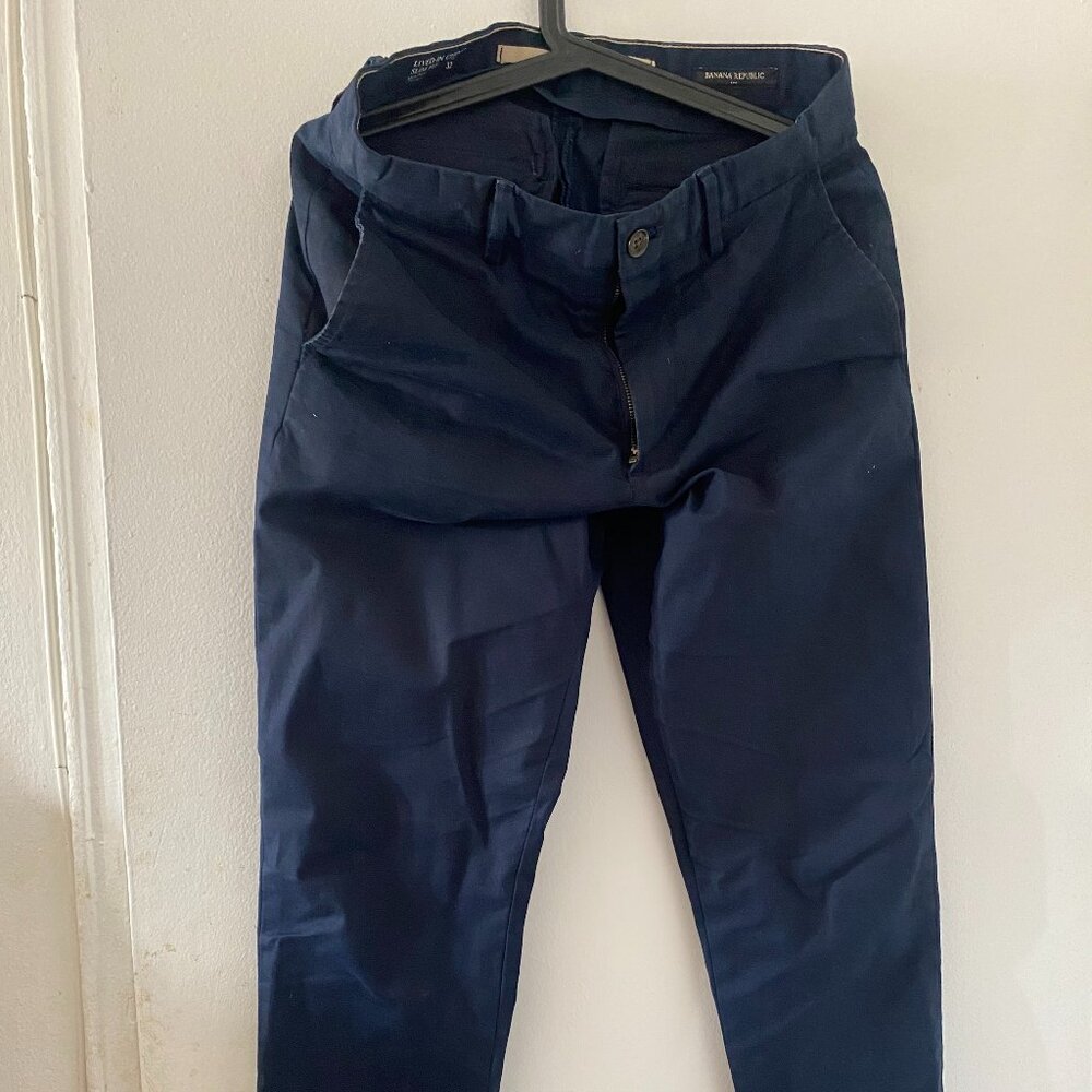 Banana Republic Men's Lived In Chino Pants 30X32- Navy blue